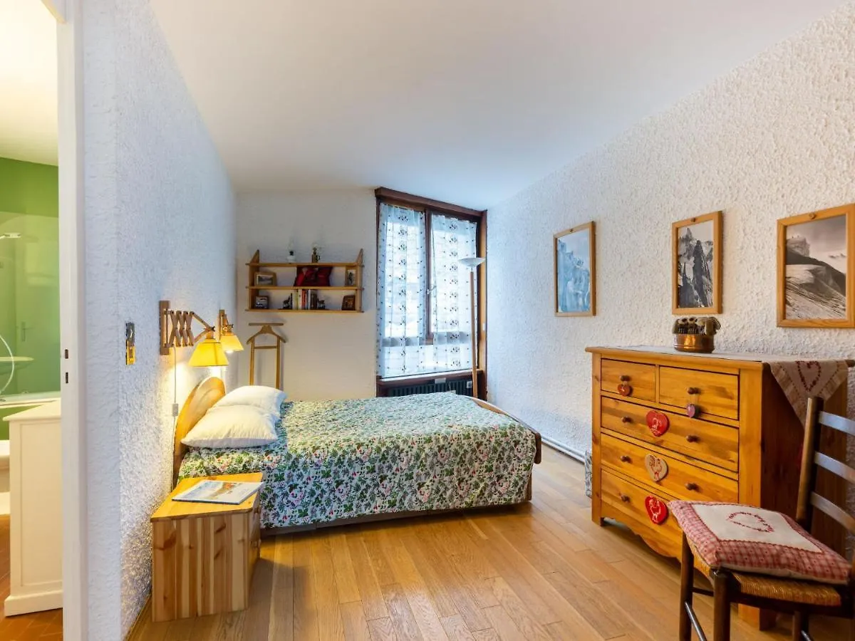 Apartment Le Beau Site By Interhome Chamonix